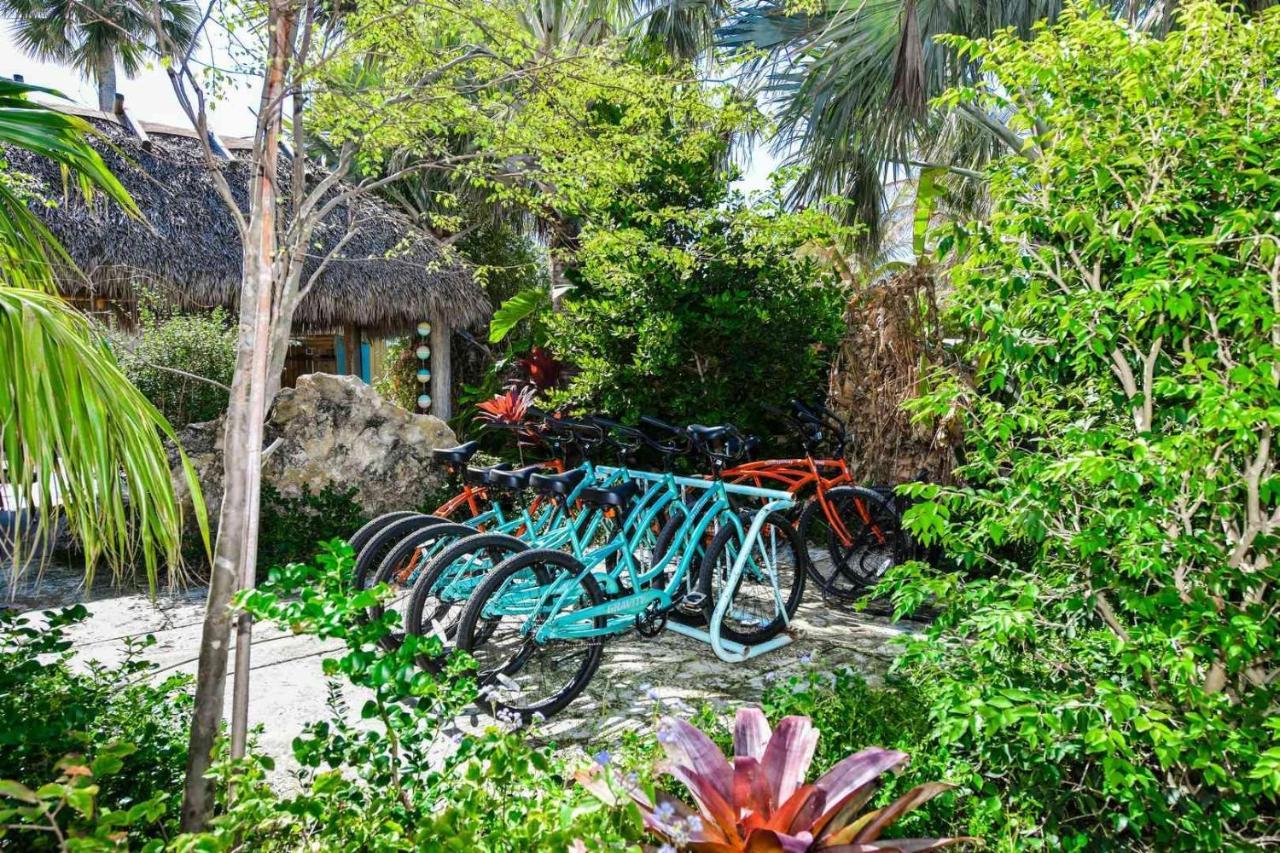 Tropical Breeze Resort Bee Ridge Екстериор снимка