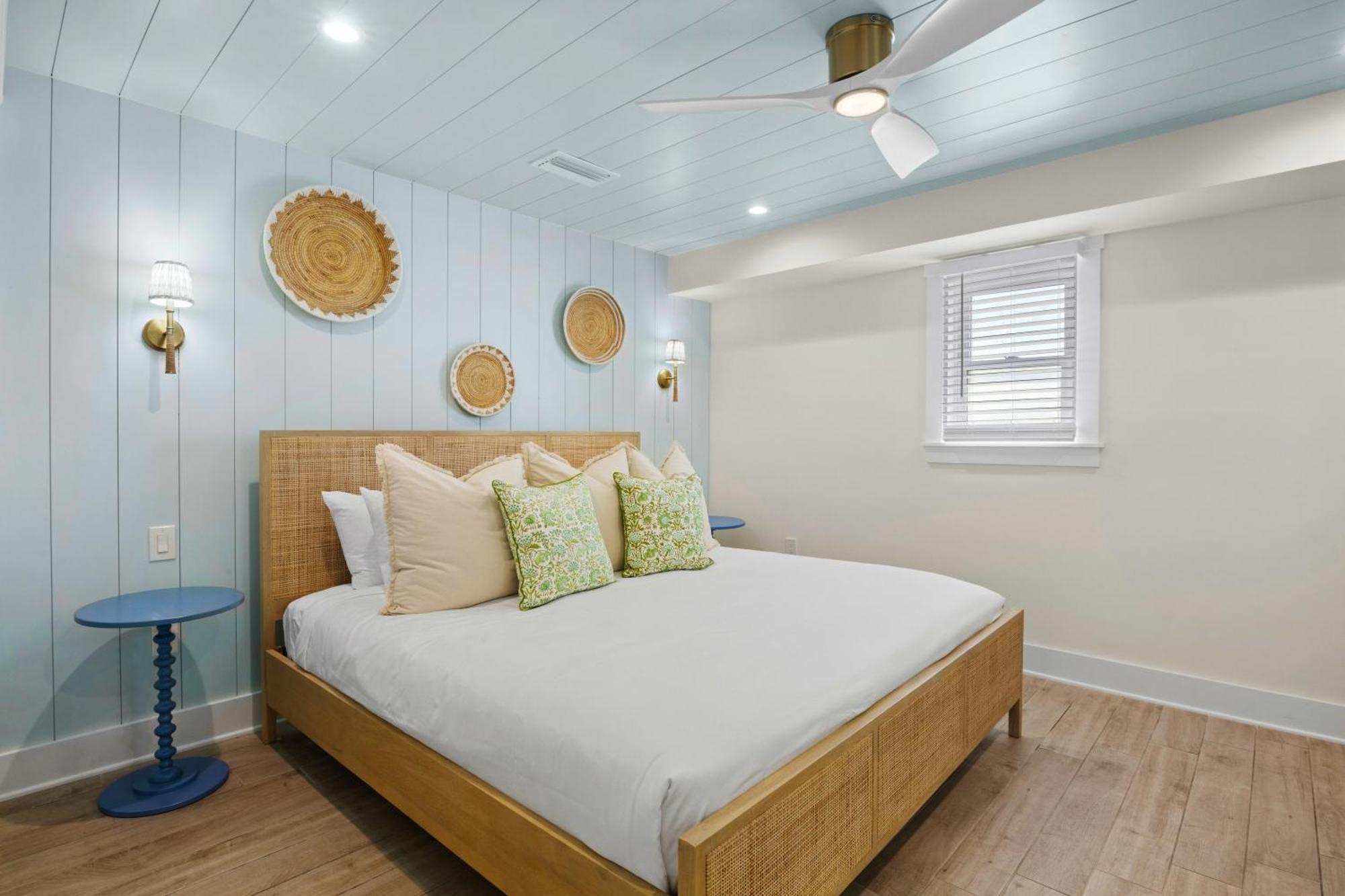 Tropical Breeze Resort Bee Ridge Екстериор снимка