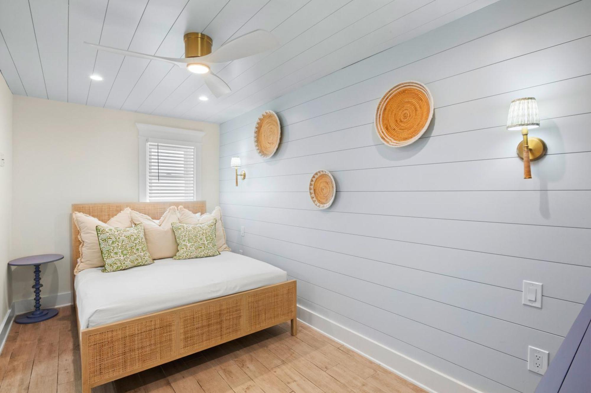 Tropical Breeze Resort Bee Ridge Екстериор снимка